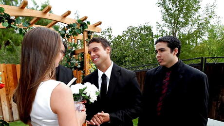 Sultry american wife Tori Black fucked in her hairy pussy after good suck 